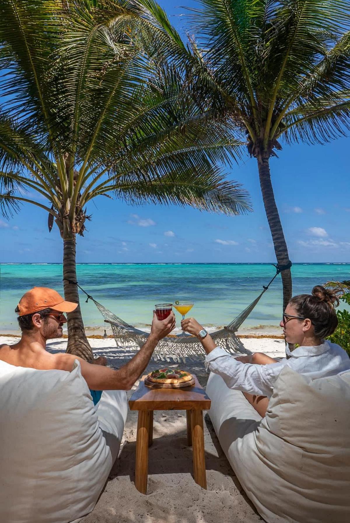 Villa New 3br Private Beachfront With Pool At Soliman