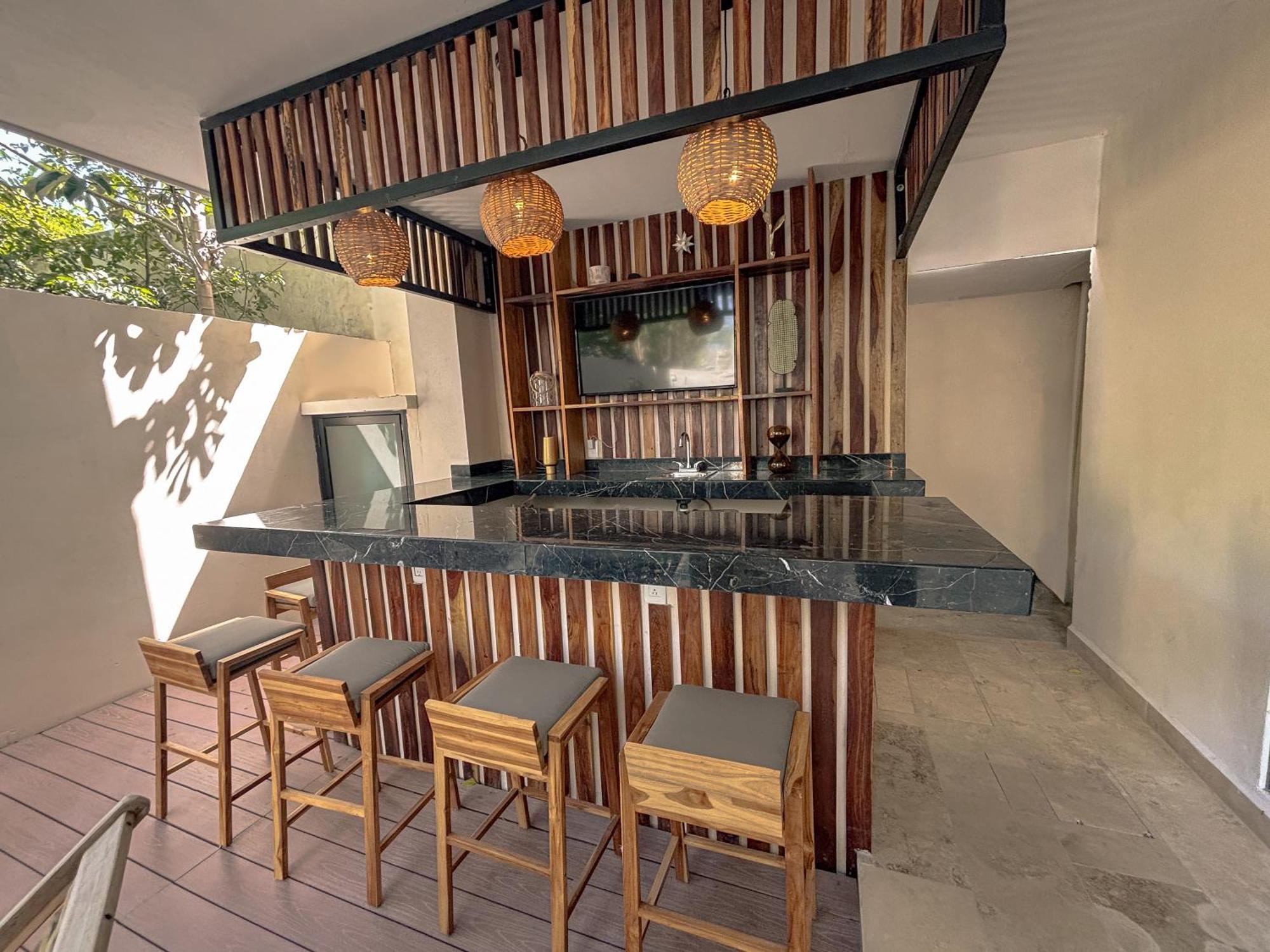 Sak Tuunich Luxury Residences Aparthotel