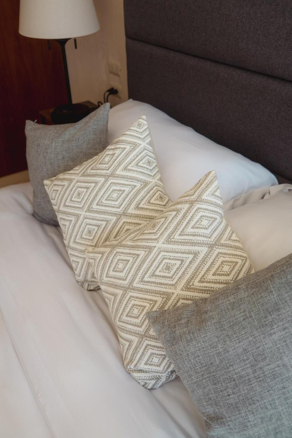 Apartment Ph With Private Pool, Total Relaxation In