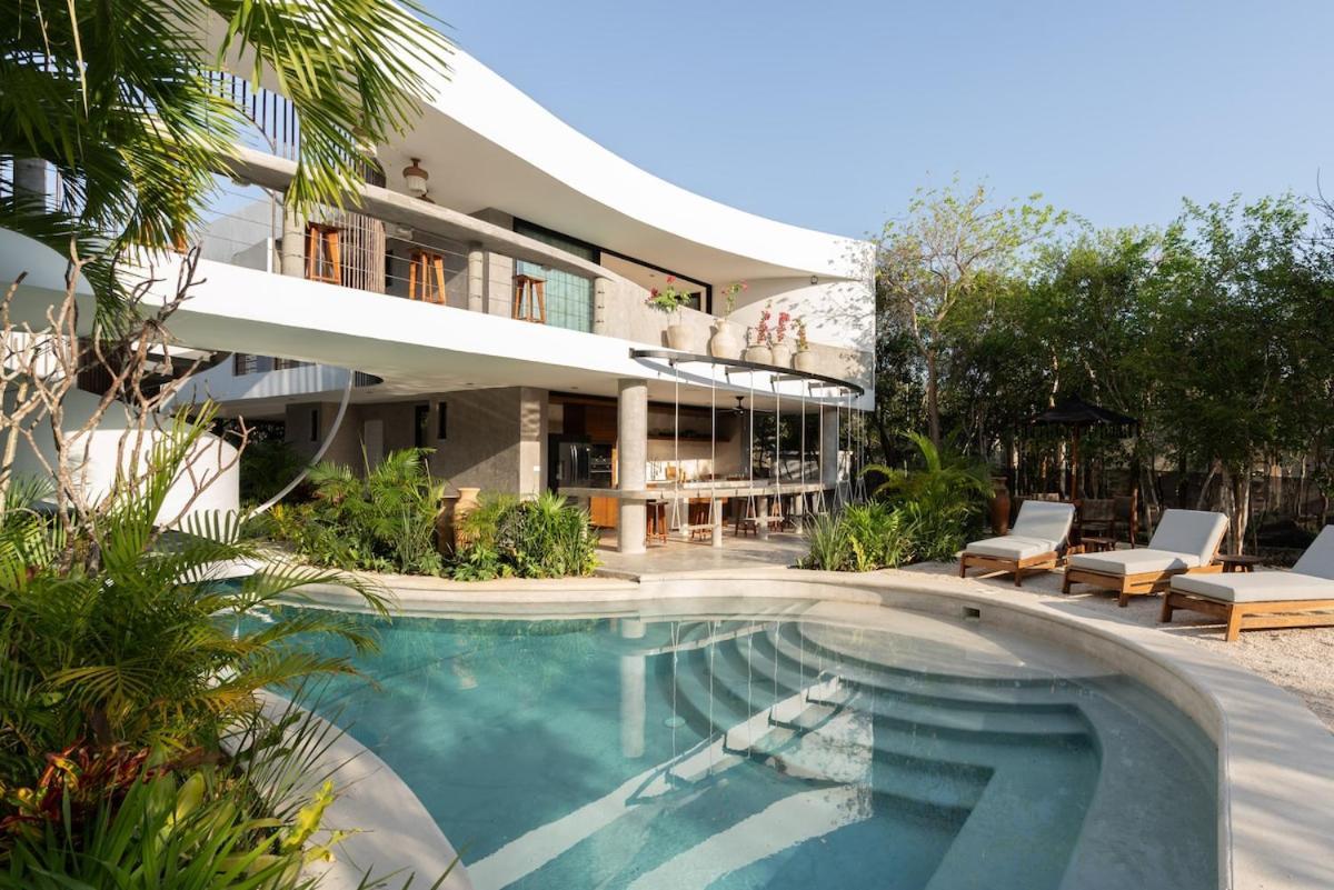 Aqua Villa *