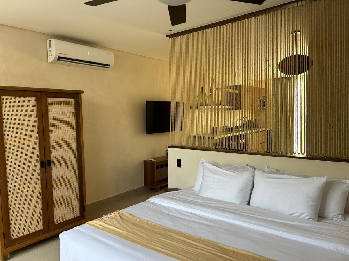 Your Perfect Space, Gf With Pool Access For 3 Apartment