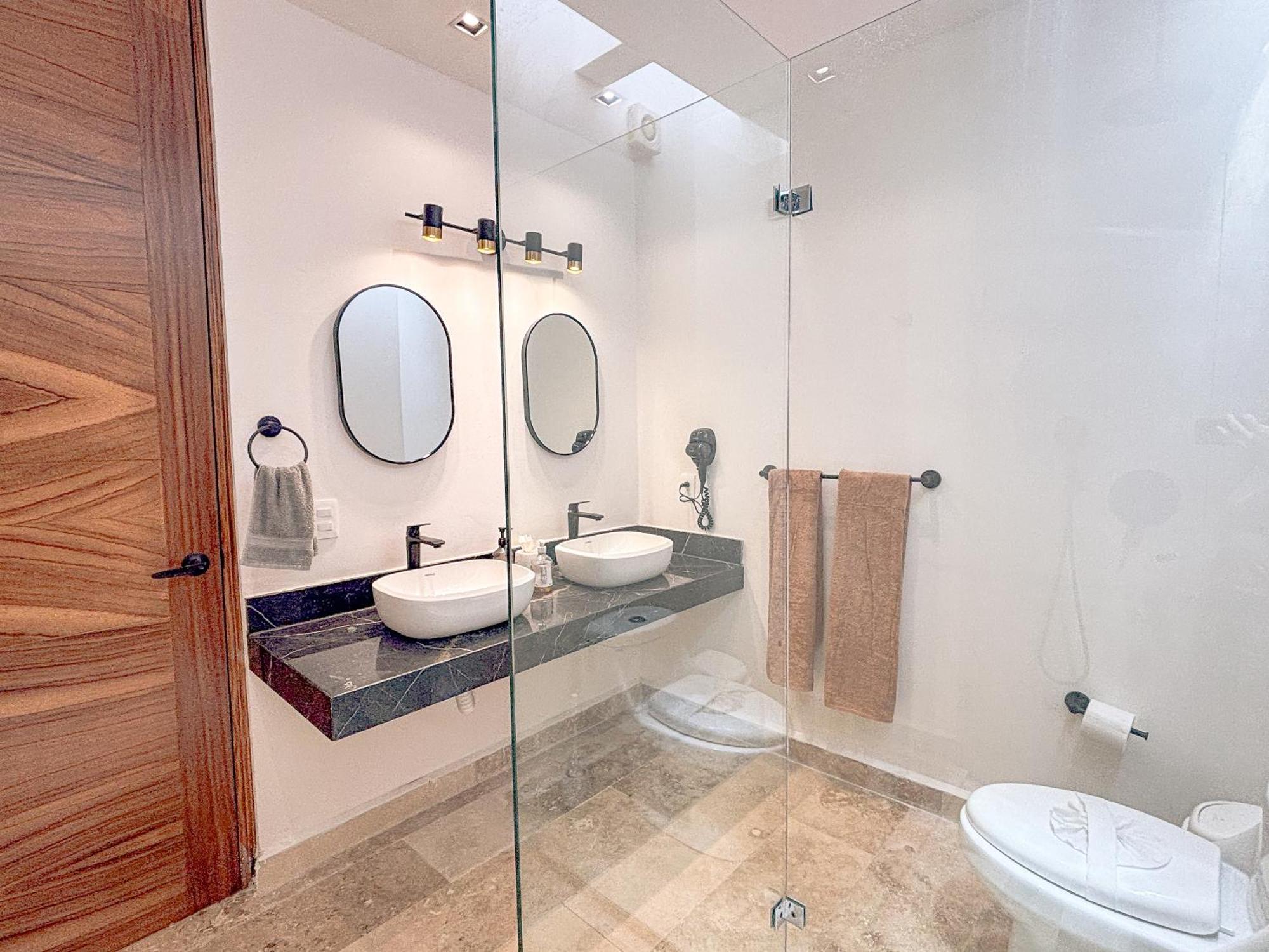 Sak Tuunich Luxury Residences Aparthotel 4*