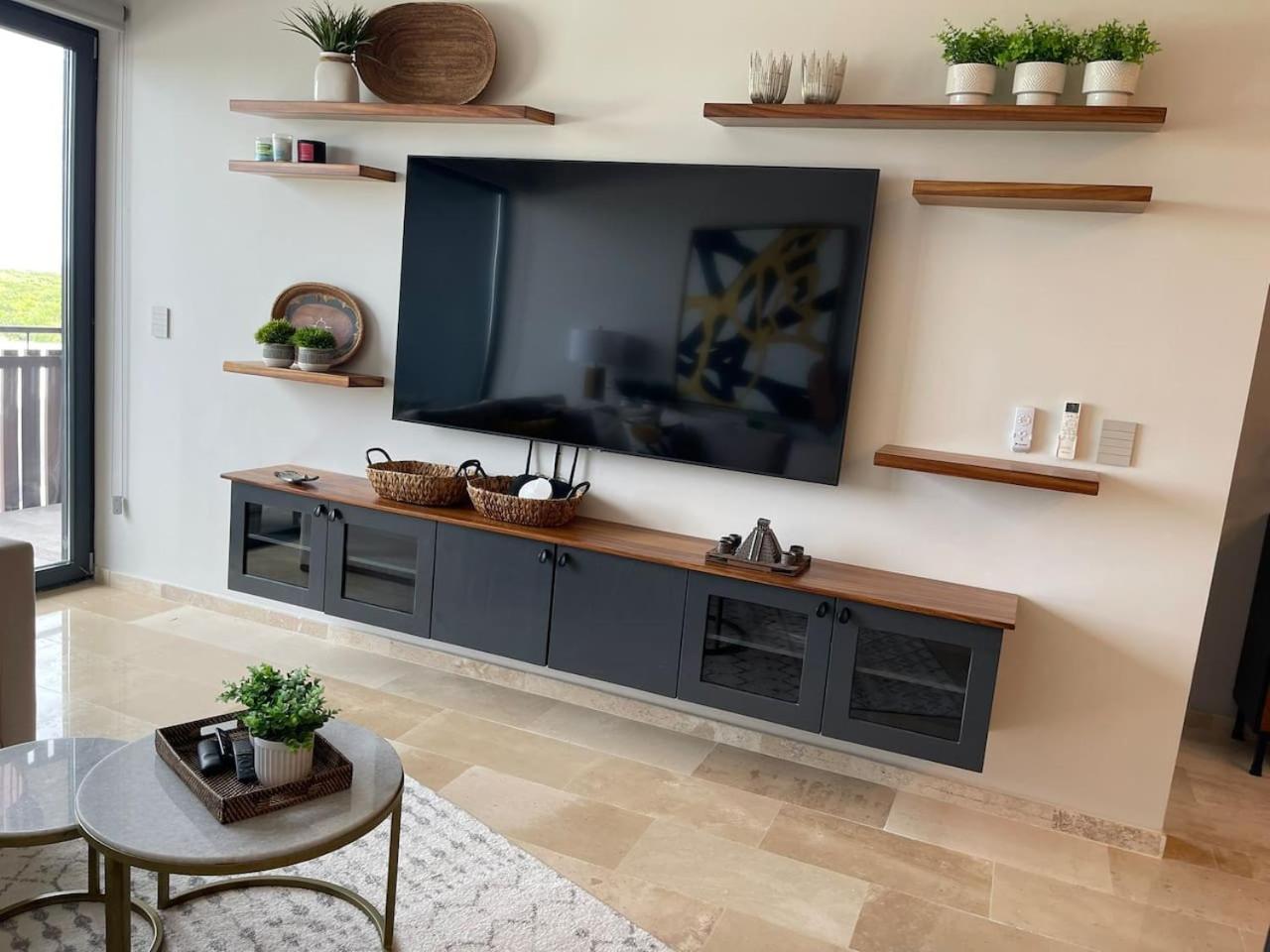 Apartment Luxury 3bd With Balcony And Rooftop Pool *