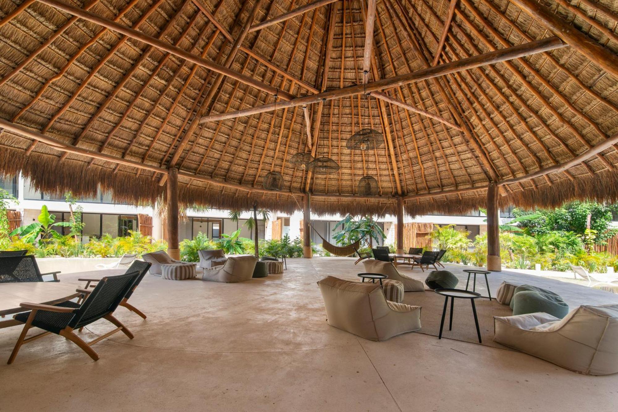 Luxury Jungle By Casago