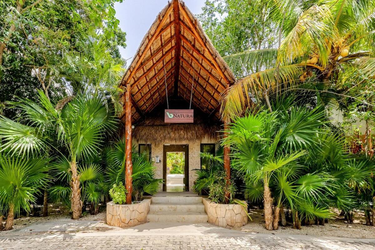 Apartment Spacious Penthouse With Private Rooftop & Jacuzzi *