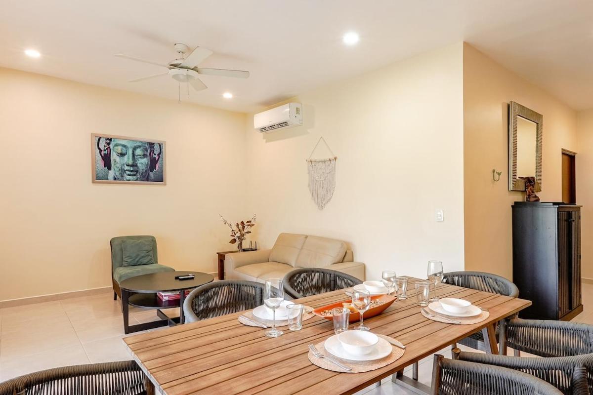 Spacious Penthouse With Private Rooftop & Jacuzzi *