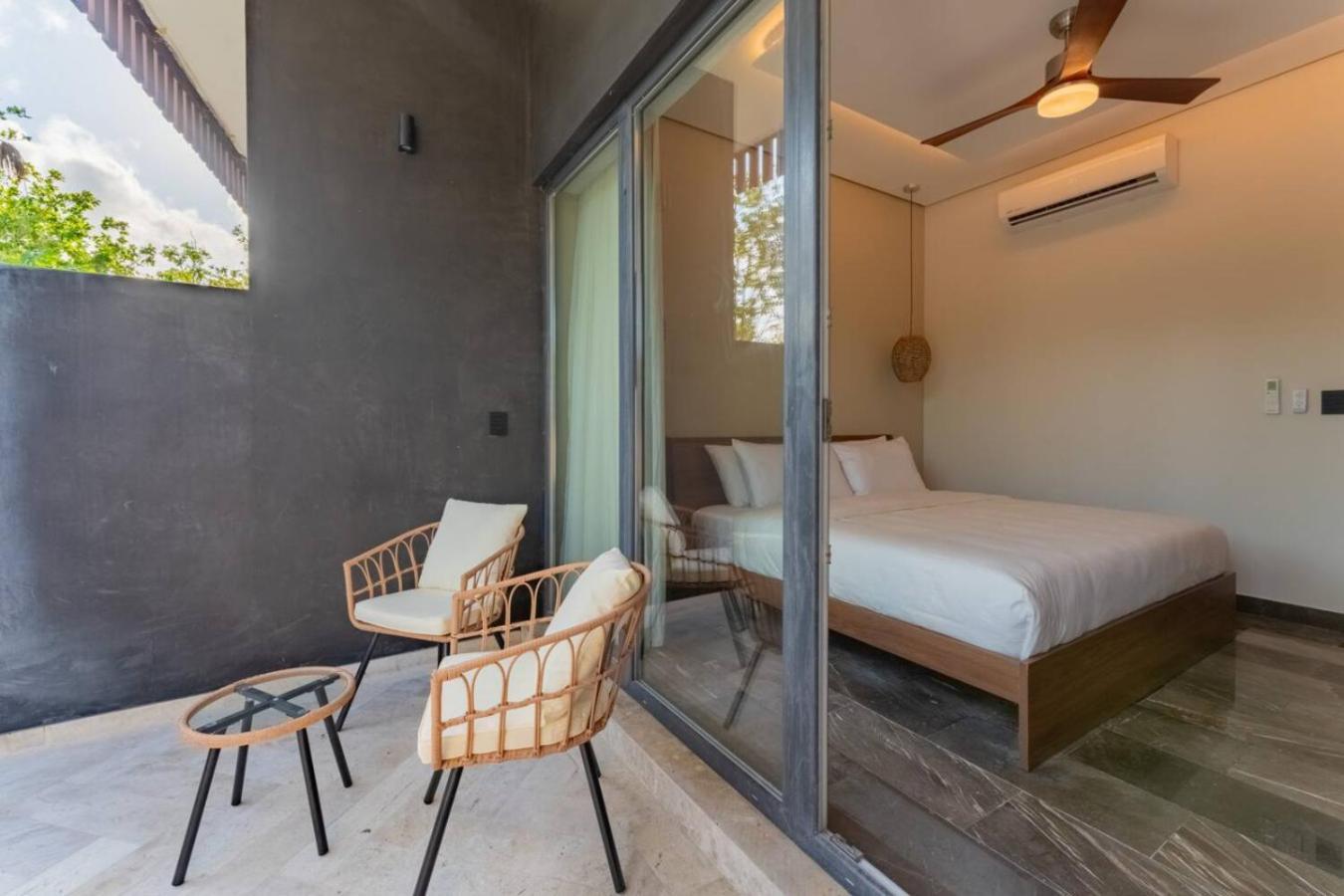 Apartment Modern Design Sunny Vibes In Prime Amira District Tulum