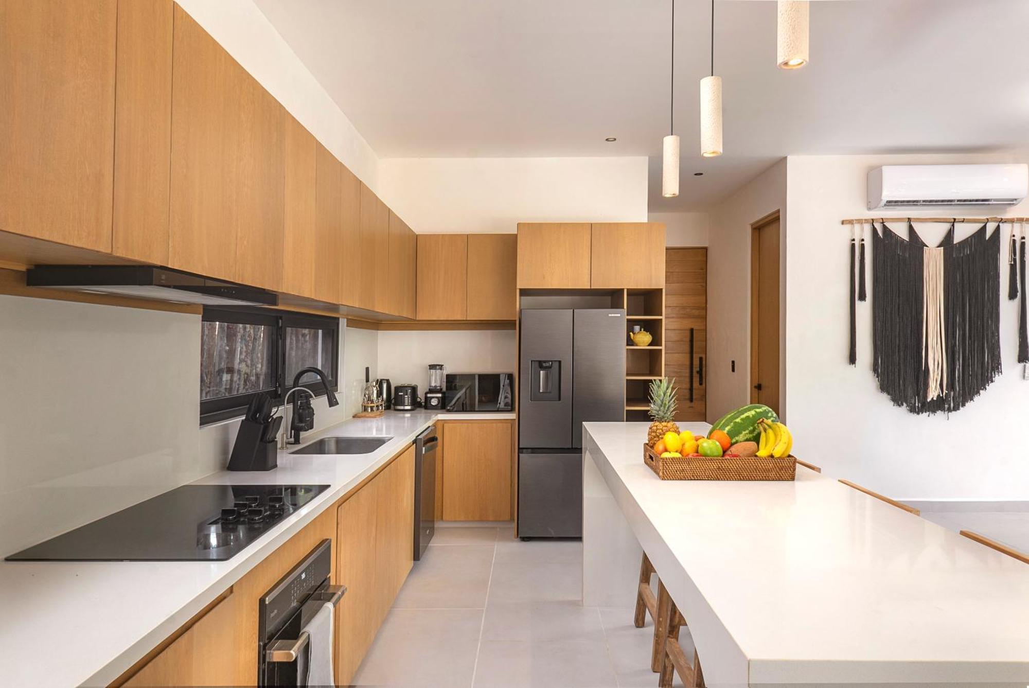 Casa Sabal - Luxury Villa, 5 Suites, Gated Community, Concierge Villa