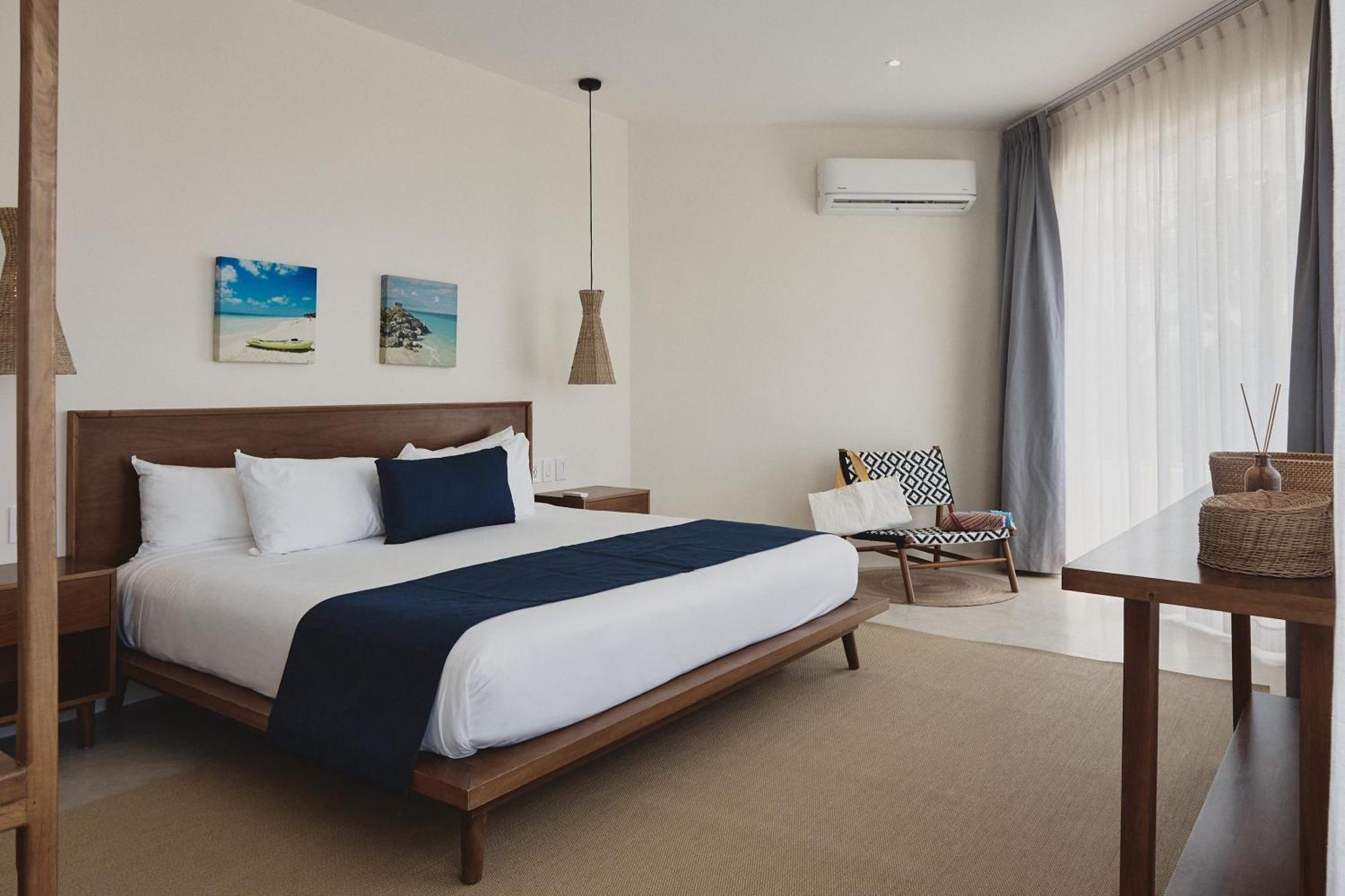 Casa Altamar Hotel