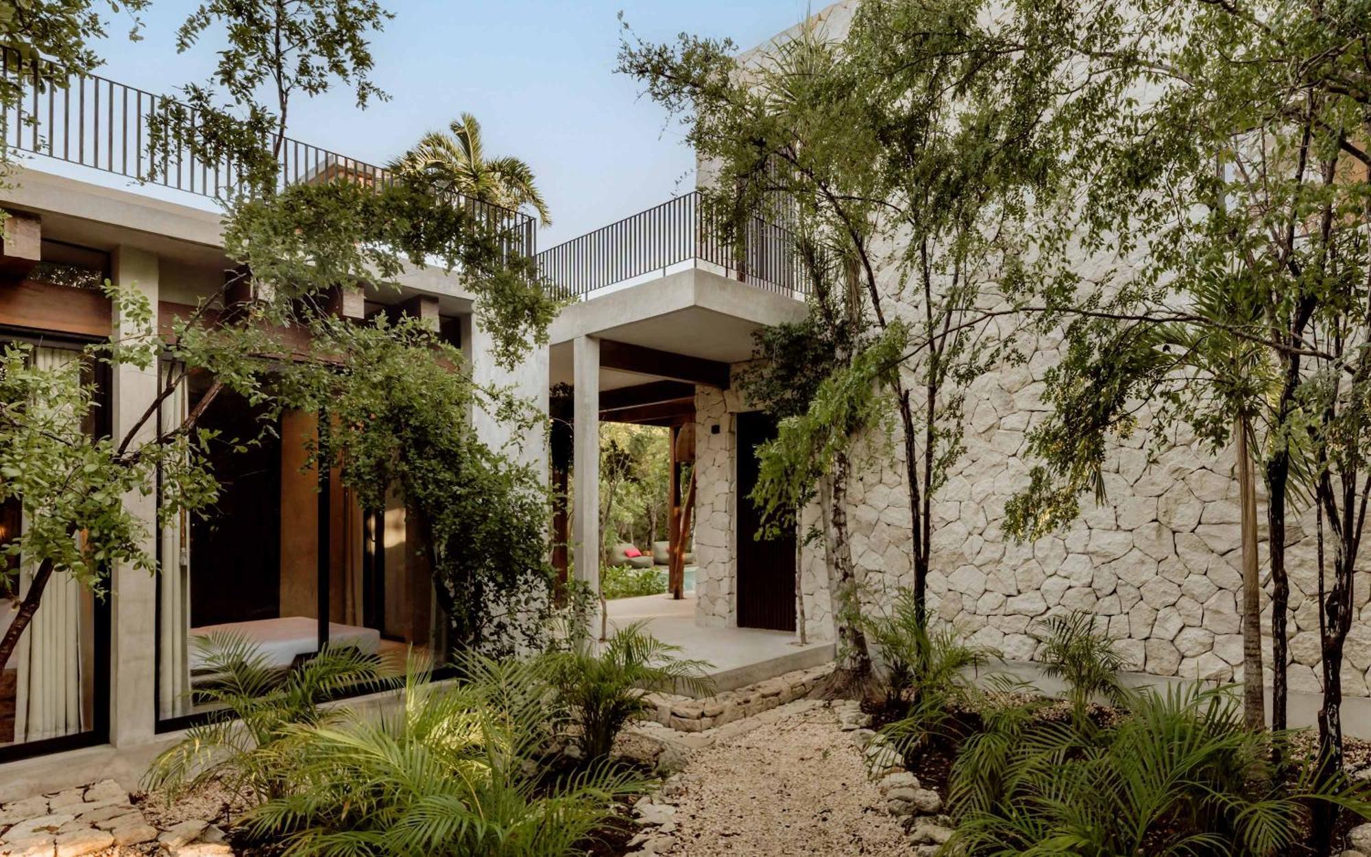 Luxury Jungle - Sleeps 21 - Private Pool Holiday home *