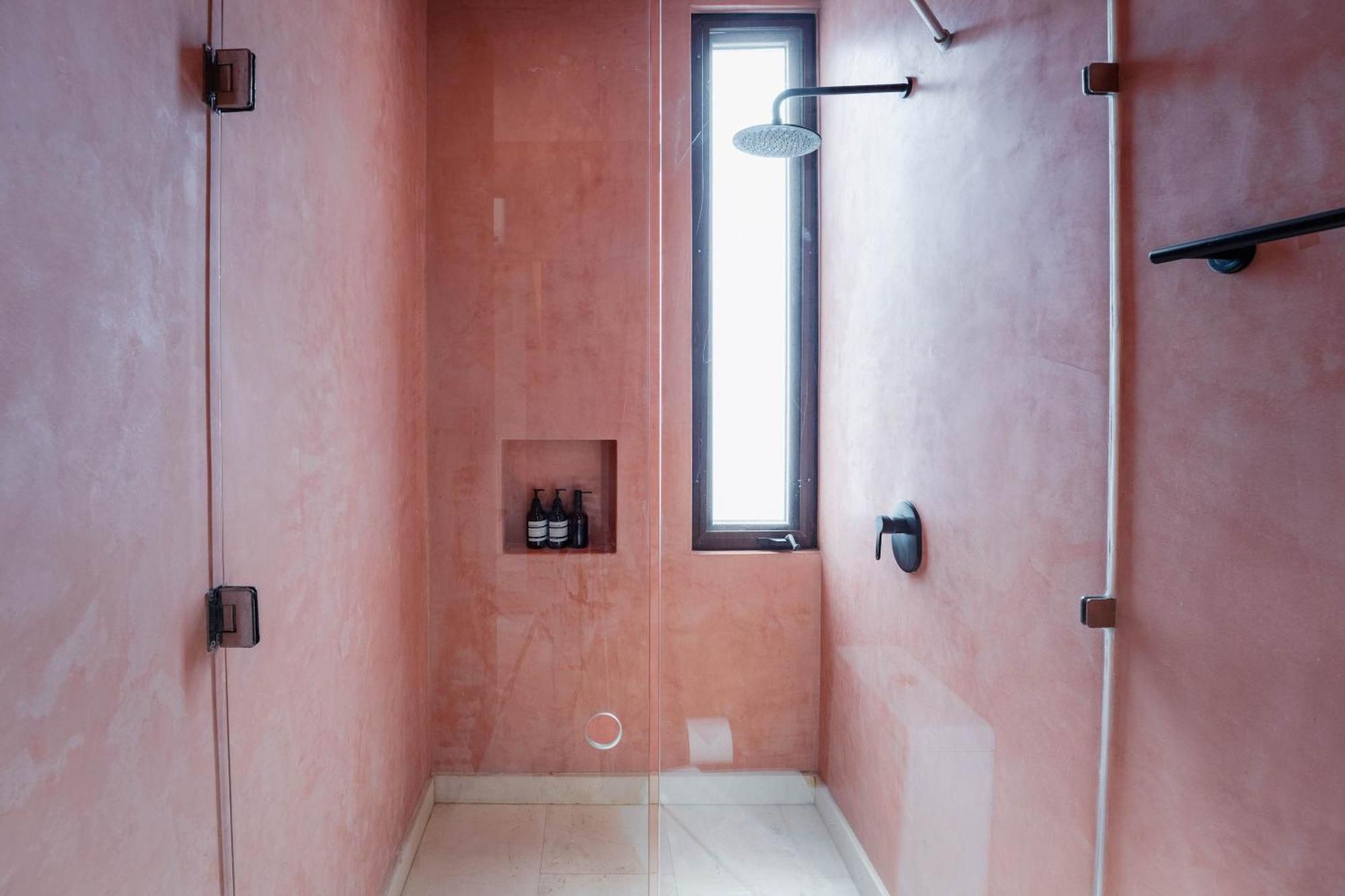 Villa Modern 3br With 2 Pools & Rooftop Lounge *