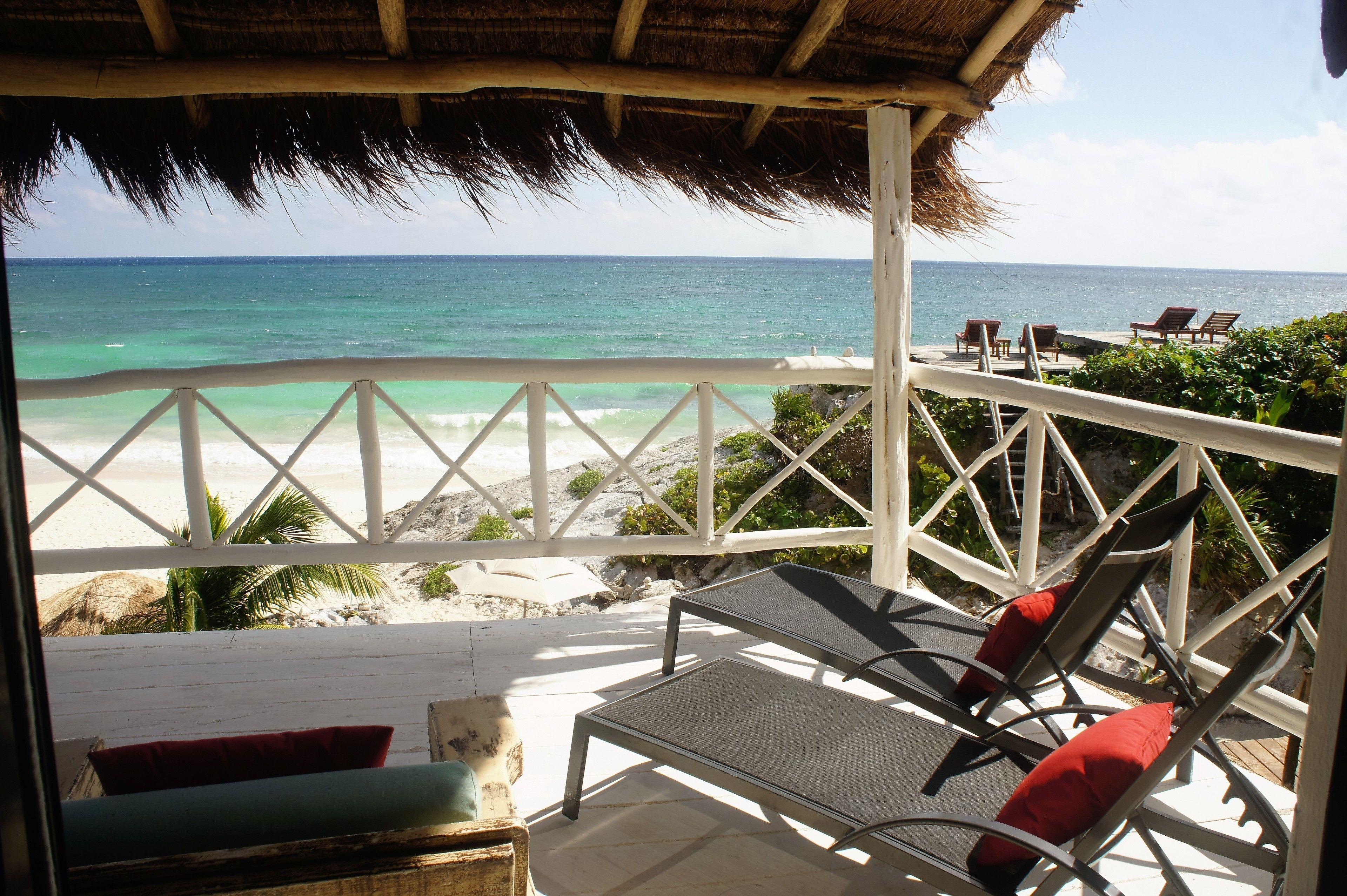Punta Piedra Hotel