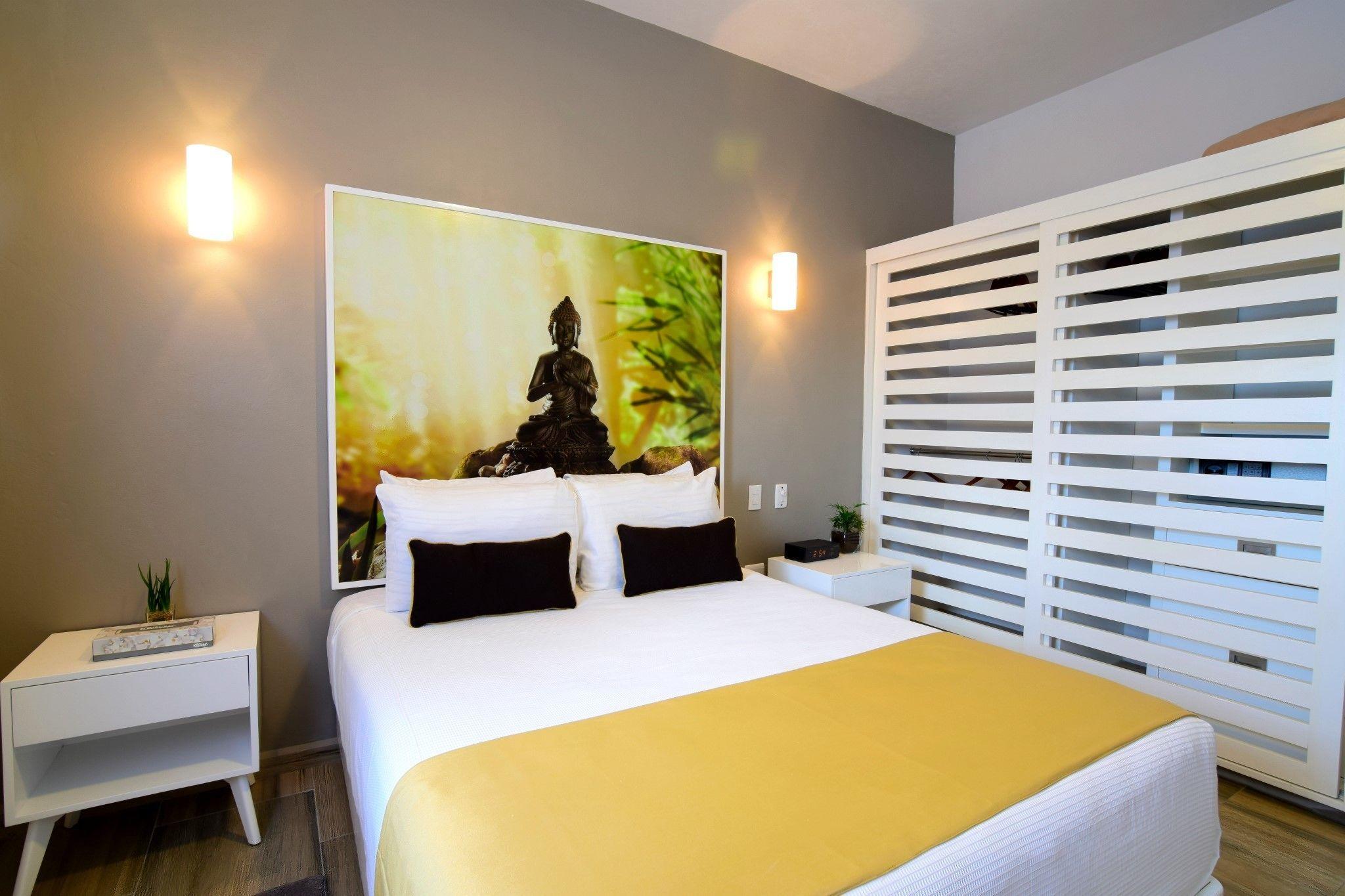 Azura Boutique Hotel