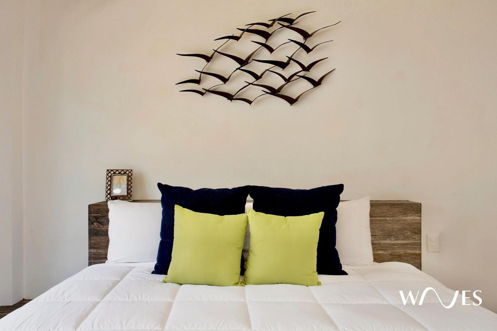4 Bedroom Spacious Exclusive Townhouse With Private Rooftop And Pool Navio By Waves Villa *