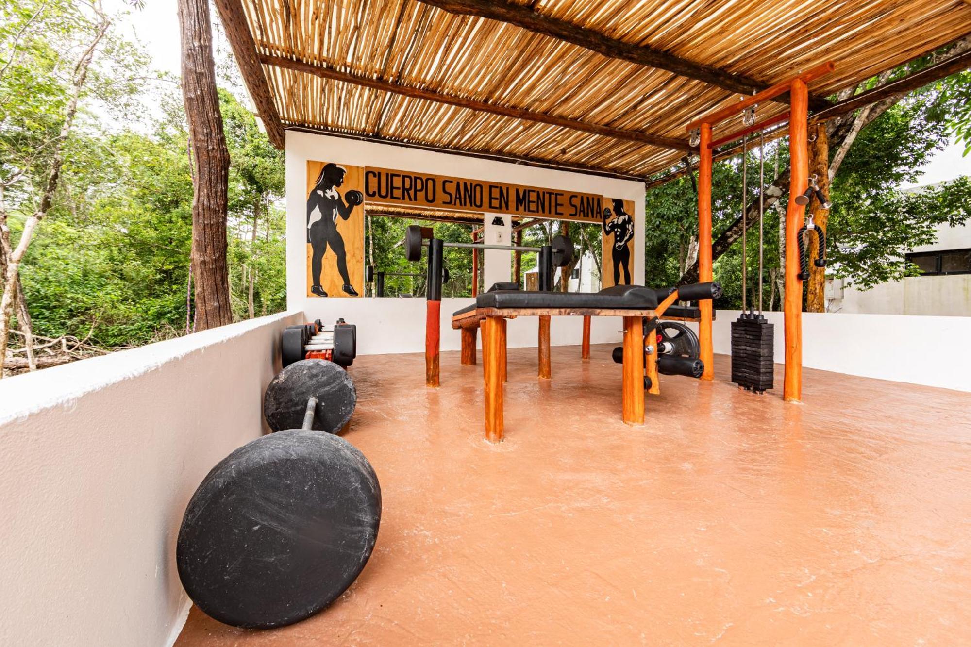 Xtambaa Selva Lodge *