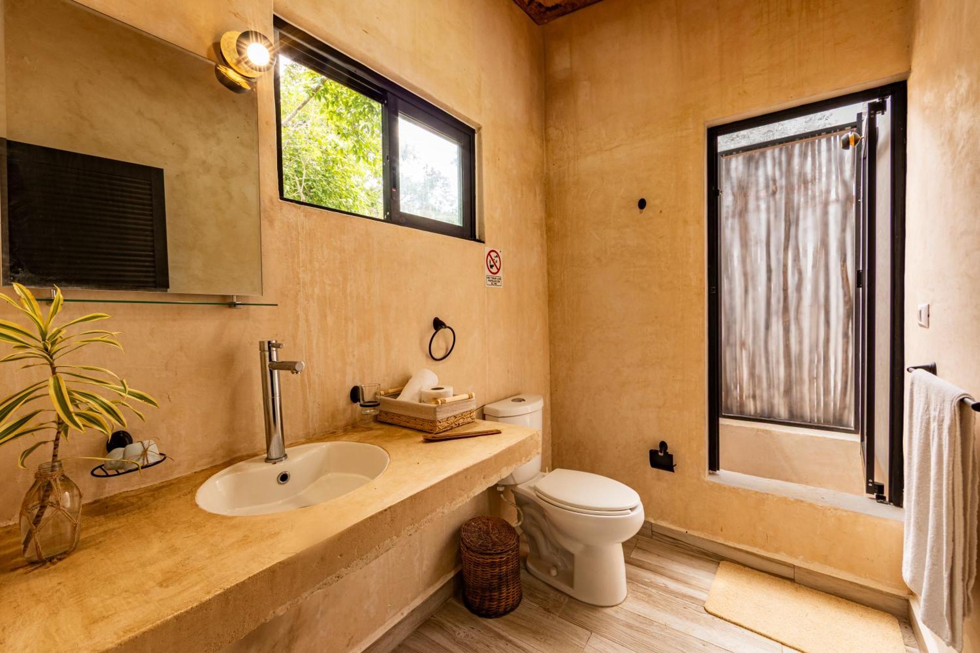 Lodge Xtambaa Selva Tulum