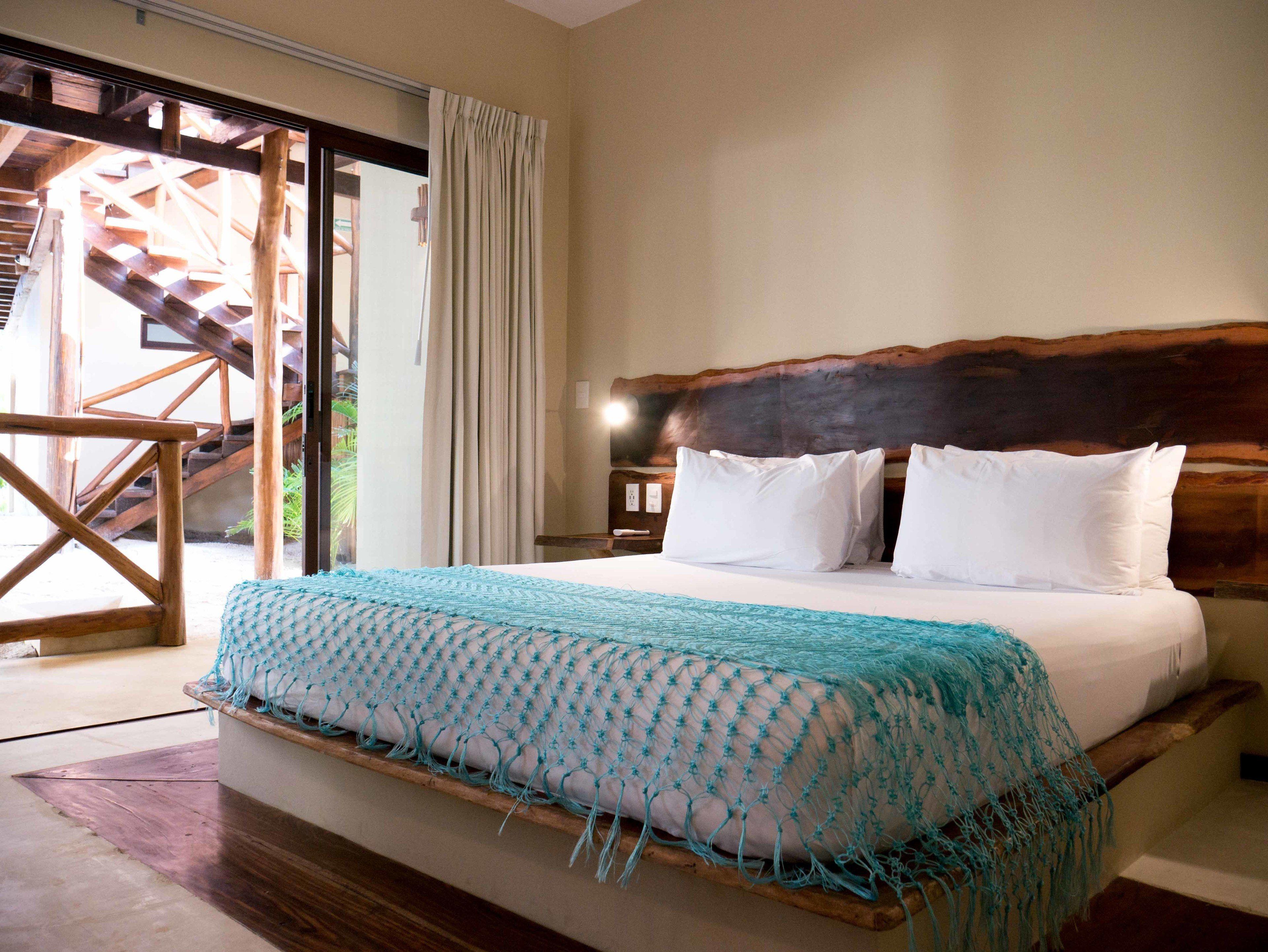 Dune Boutique Located At The Party Zone (adults Only) Hotel