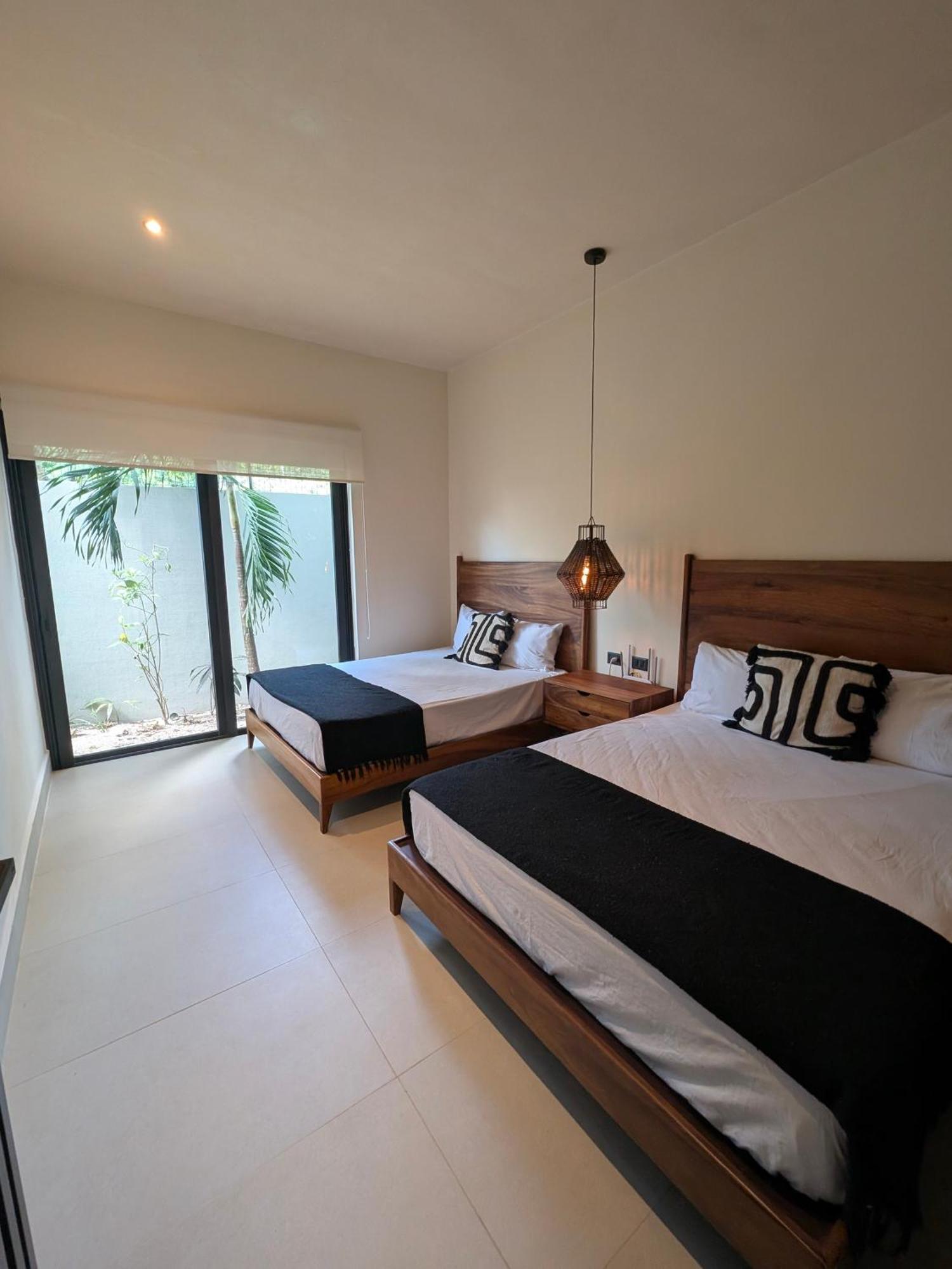 Villa Luxury 4 Bedroom With Private Pool *