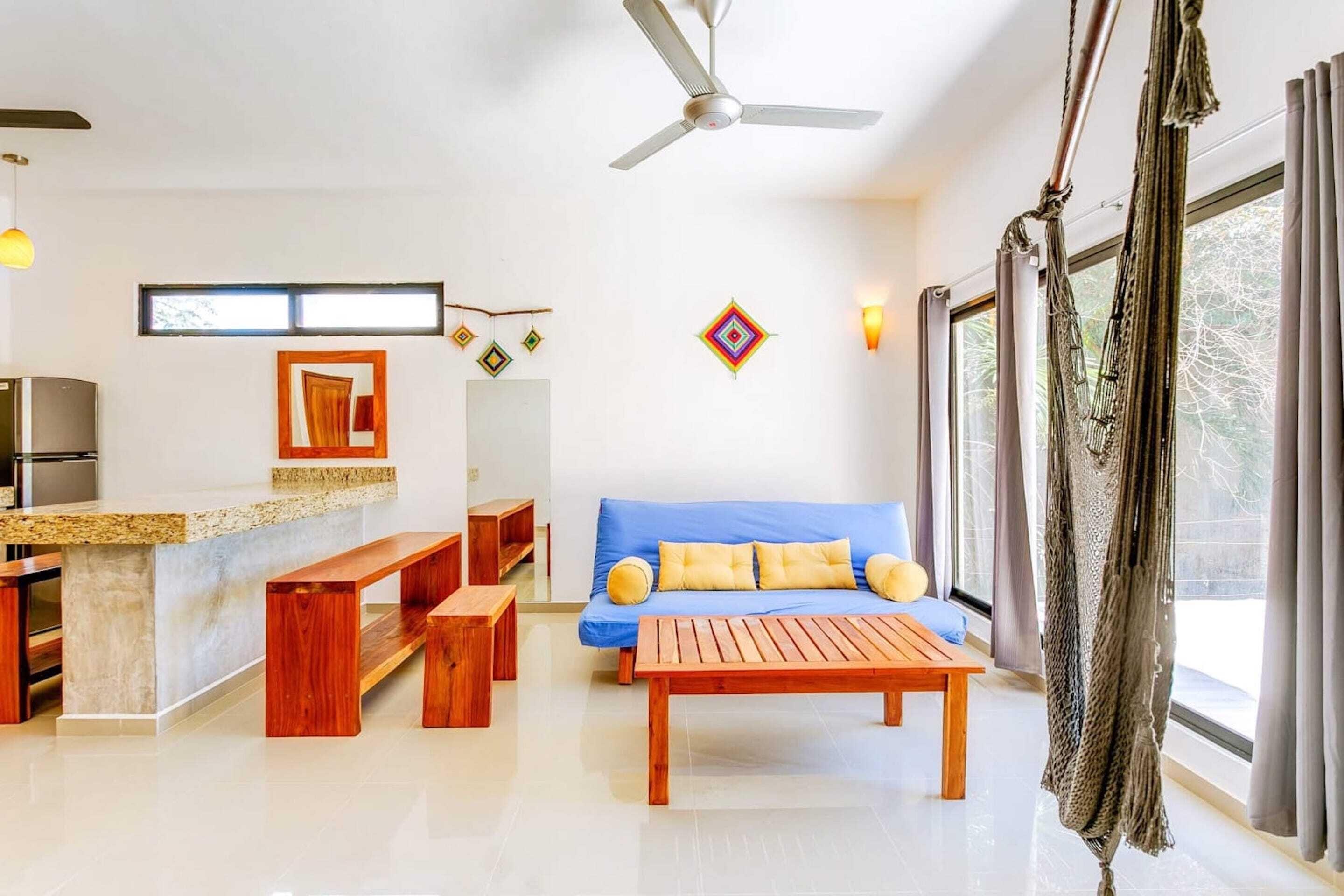 In The Heart Of - Location In Town Apartment *