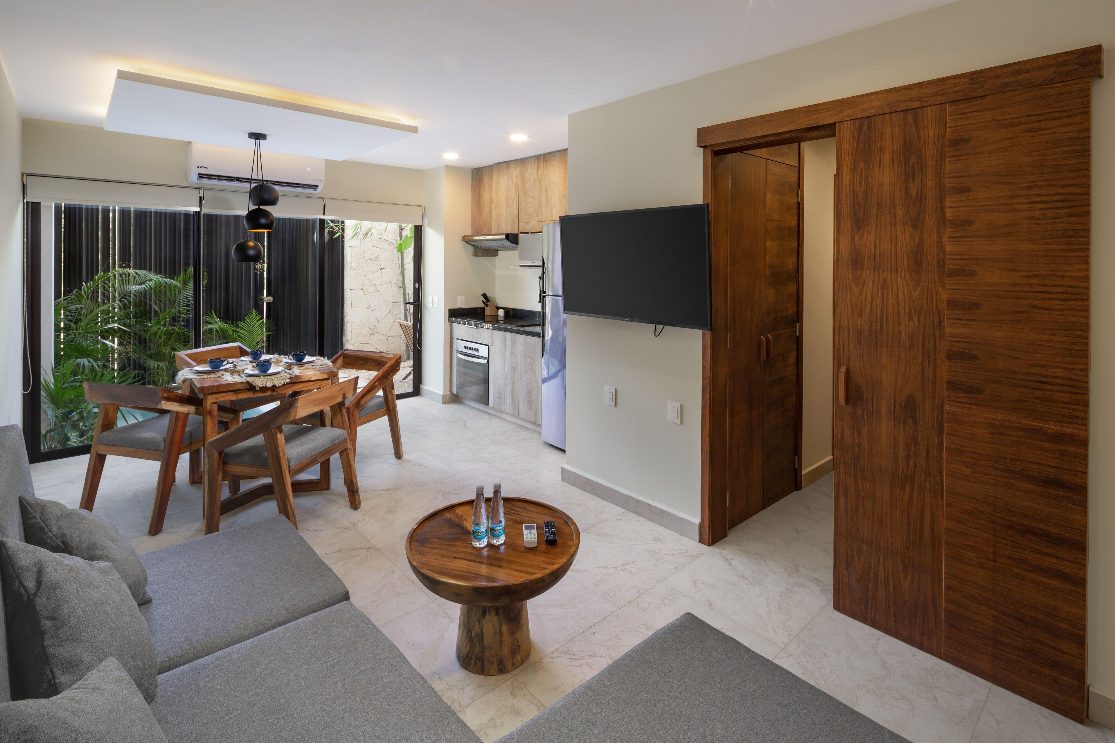 Cacao -luxury Condos- 3*