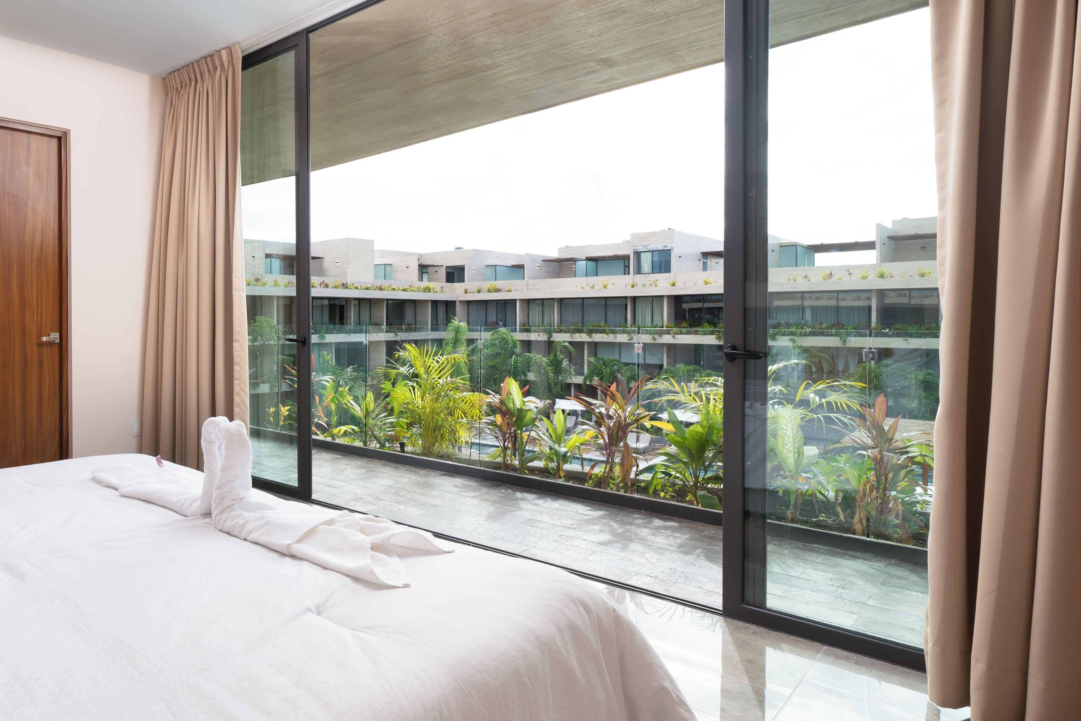 Mistiq Aparthotel