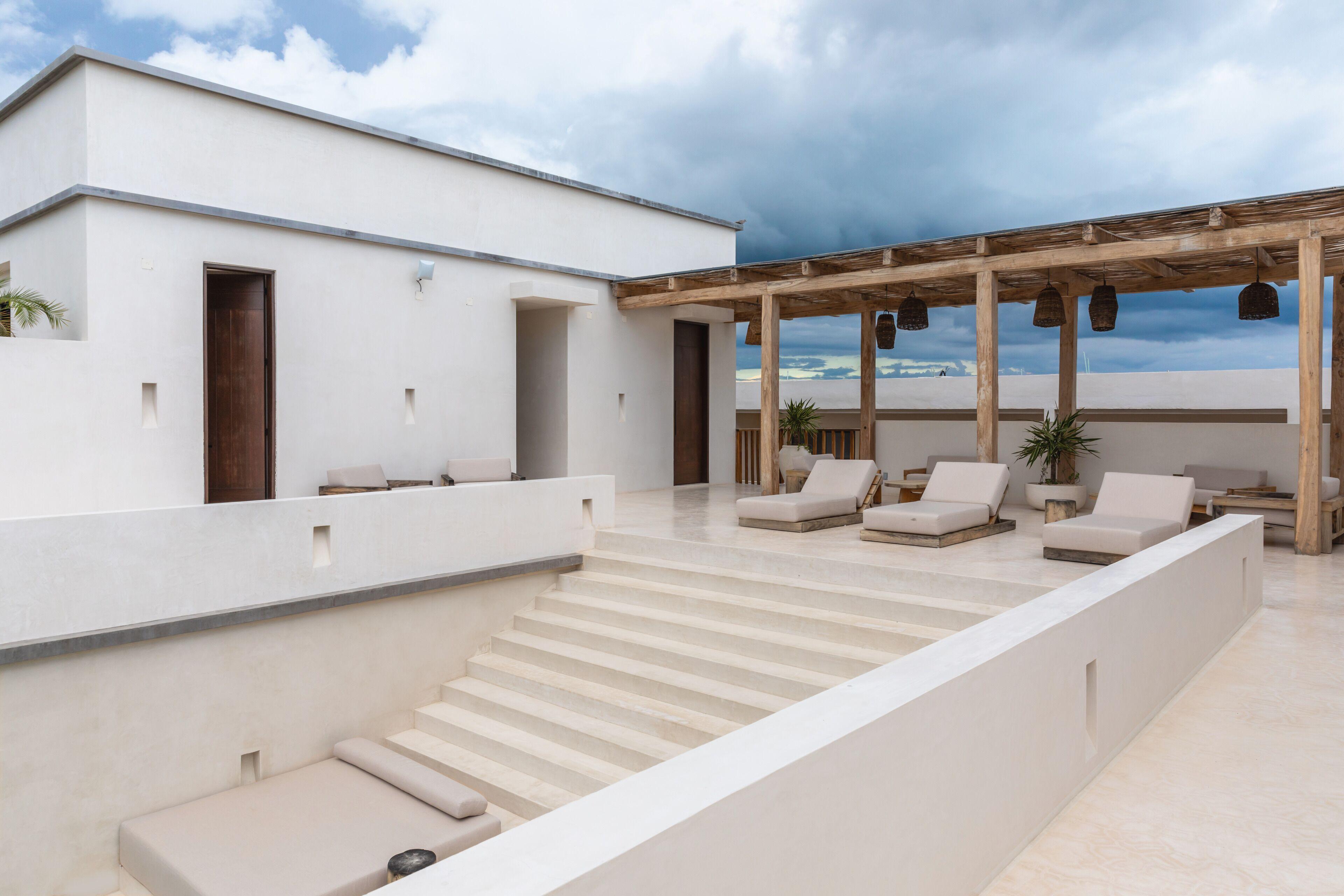 Namas Aparthotel 4*