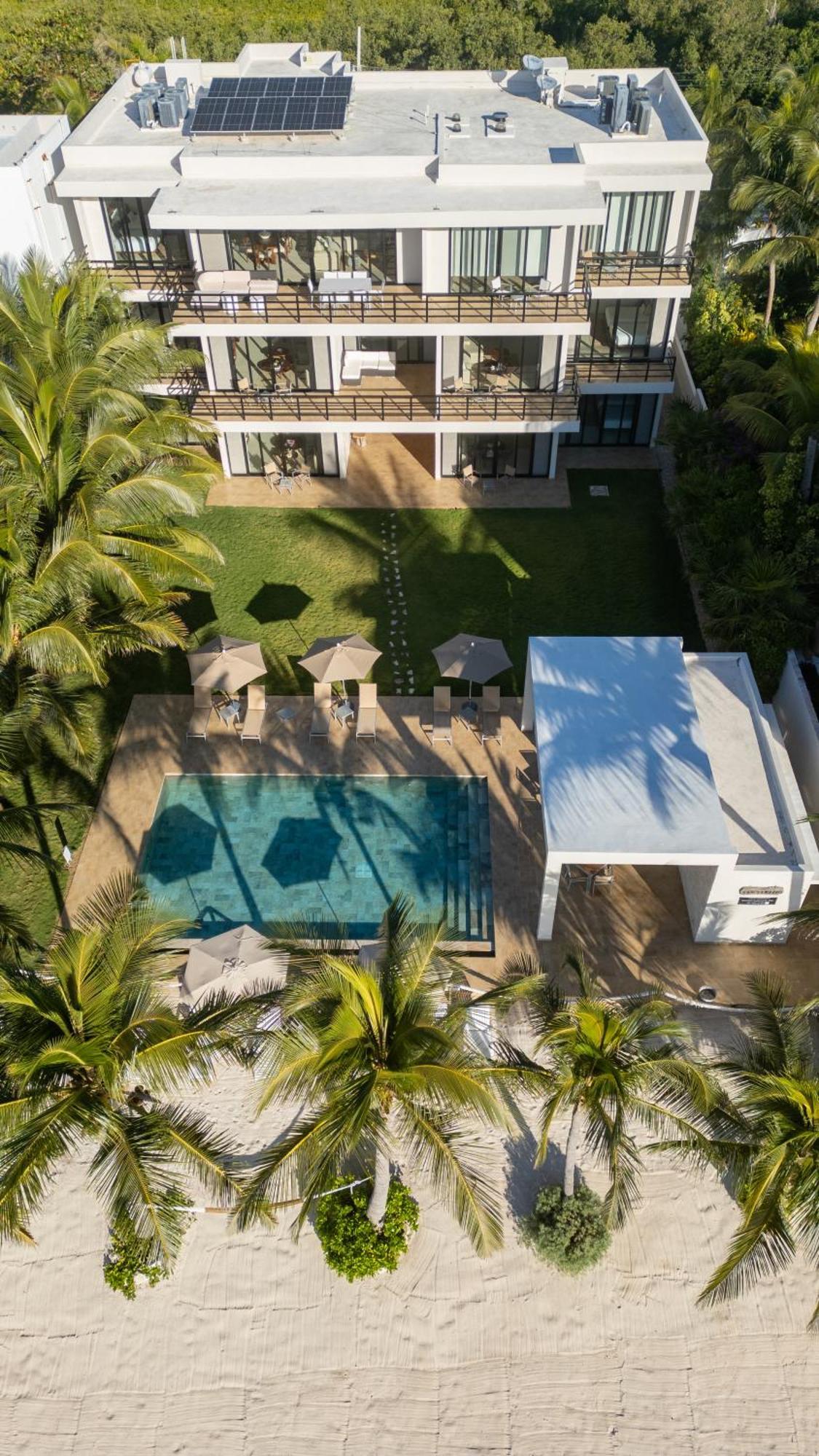 Eeb Ti Kaan - Luxury Oceanfront Residences 4*