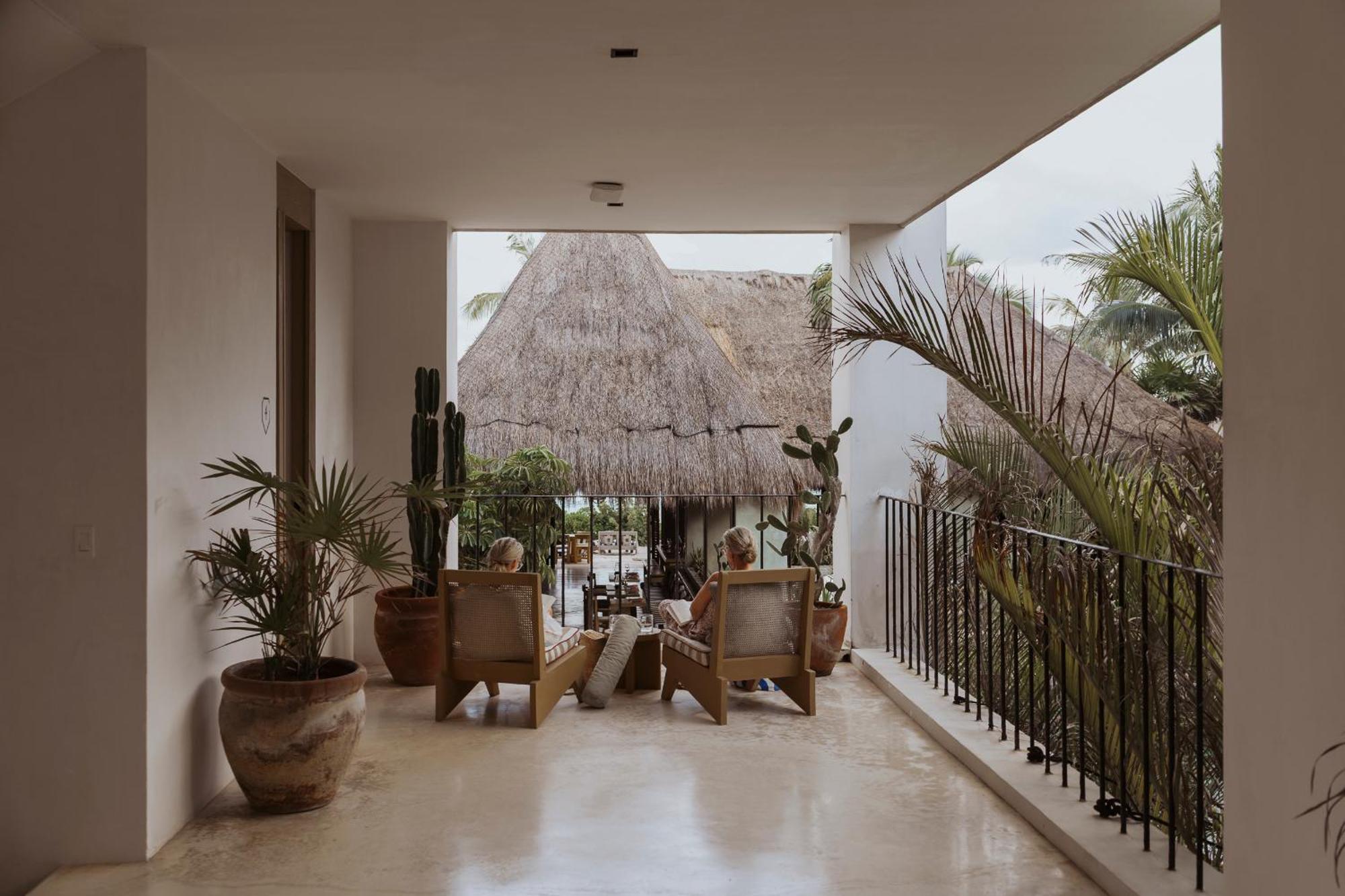 Panamera 4* Tulum