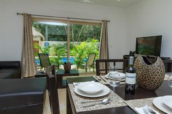Hotel Condos Perfectly Situated Between The Beach & Tulum Town By Stella Rentals Tulum