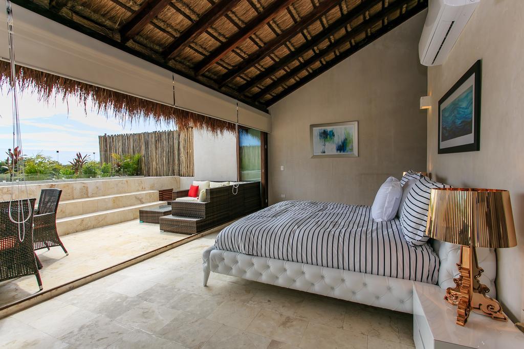 Eco-chic Design Wrapped In Nature's Elements By Stella Apartment *