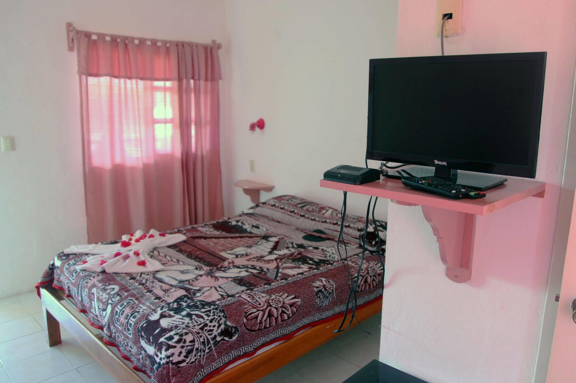 Residencia La Mariposa Hotel