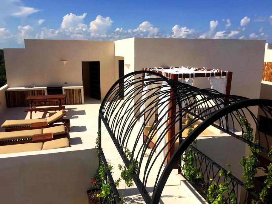 Apartment Rooftop Pool