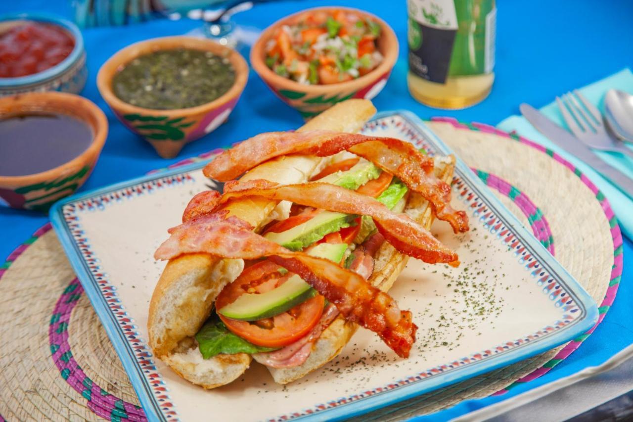 Mestizo Gallery Hotel