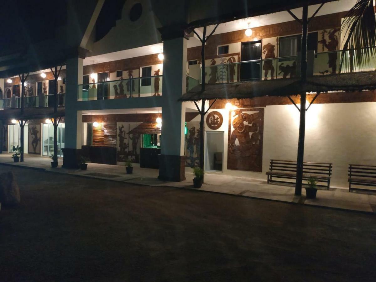 Jungle House & Hotel Tulum