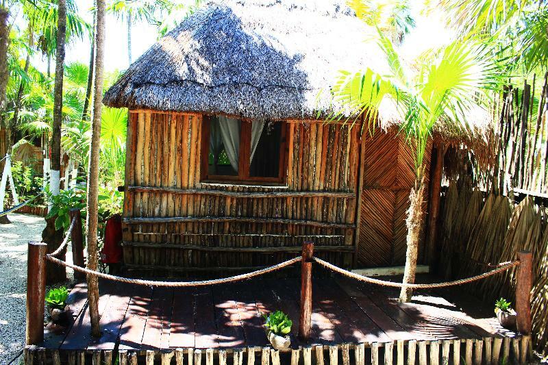 Maya Y Cenote Hotel 2*