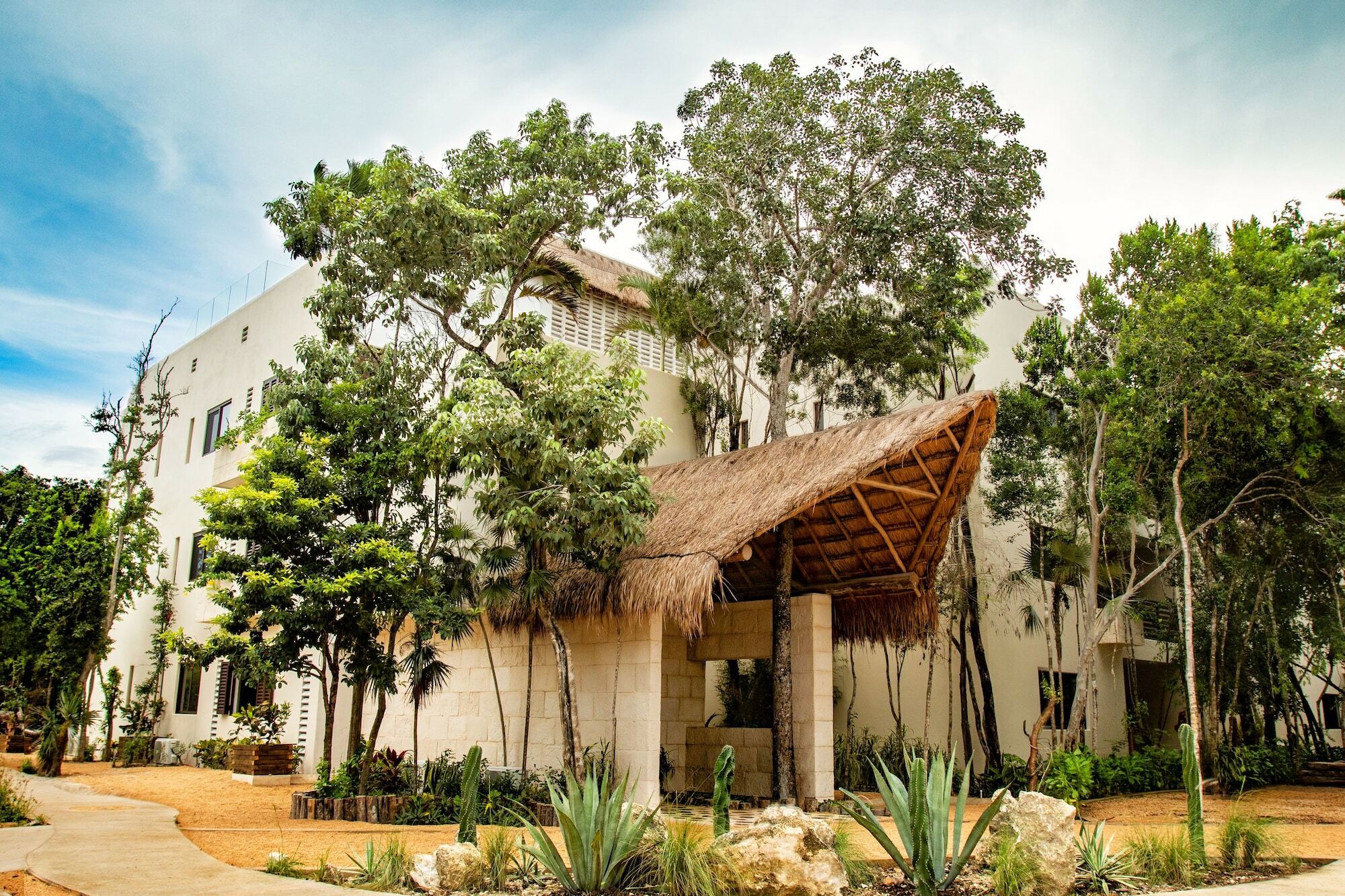 Azul By Guruhotel Hotel