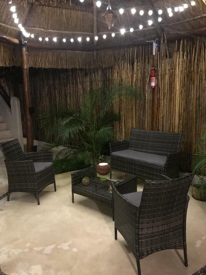 Tua Large Comfortable Pool Parking Space *