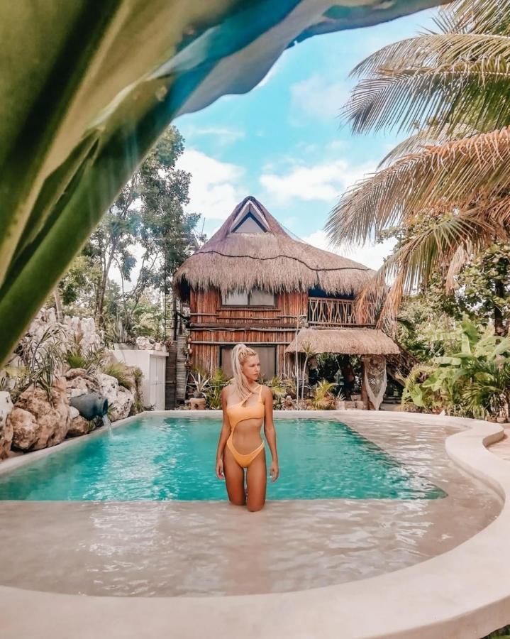 Zamunda Garden View Inn 2*