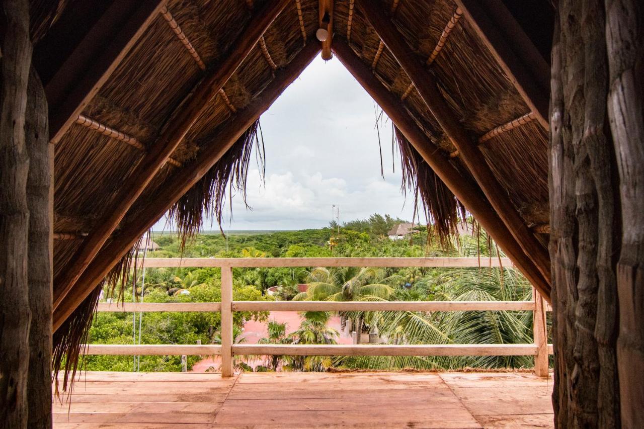Bambu Gran Palas Hostal Party Hostel Tulum