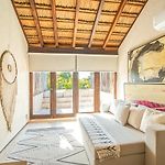 Eco-Chic Design Condos Wrapped In Nature\'S Elements By Stella Rentals