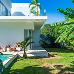 Villa Calma, Chic & Mexican Villa, A True Oasis Pool, Security