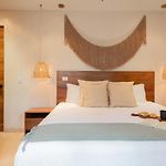 Modern 2Br Penthouse Concierge Gated Community