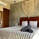 Room In Studio - Beautiful Jungle View Luxury Studio