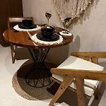 Room In Studio - Stylish And Bright Studio Near The Pool