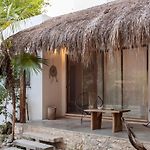 Buena Onda Residence