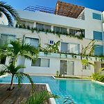Rosa Azul Tulum