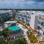 The Waves Tulum By Bnb Experience