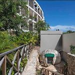 The Waves 307 Classy Ph With Private Pool