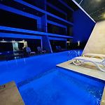 Plunge Pool And Swim-Up Apartment - Aldea Zama