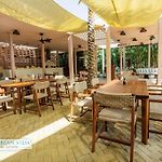 Lavish New Studio-Resort Style Complex